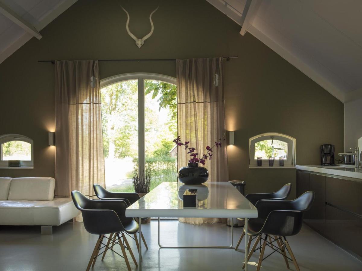 Lovely Holiday Home in Haaksbergen with Terrace Garden BBQ Buitenkant foto