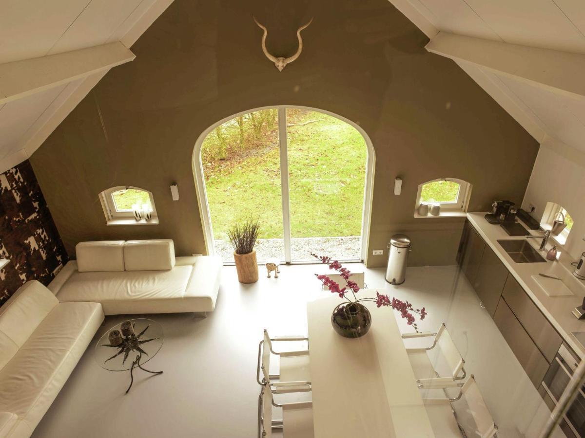 Lovely Holiday Home in Haaksbergen with Terrace Garden BBQ Buitenkant foto